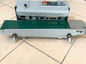 Tạo túi với máy đóng gói hàn liên tục FR-900