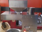 Máy ép dầu 15-20kg/h, ép dầu thực vật có nên mua hay không