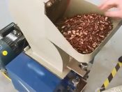 Tìm hiểu máy nghiền thuốc bắc, nghiền ngũ cốc – Sao Bắc Á