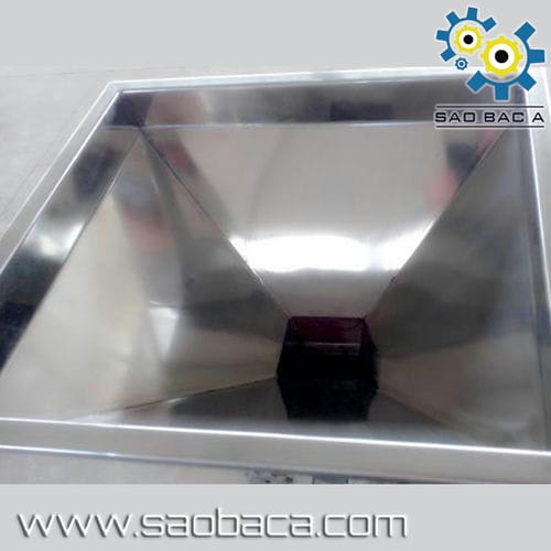 phễu chứa liệu máy nghiền công nghiệp