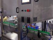 Vận Hành Máy Siết Nắp Chai Sữa Tự Động Tại Sài Gòn